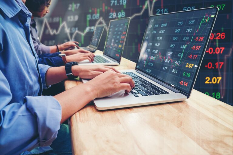 ¿Qué es el trading y cómo empezar sin perder dinero?